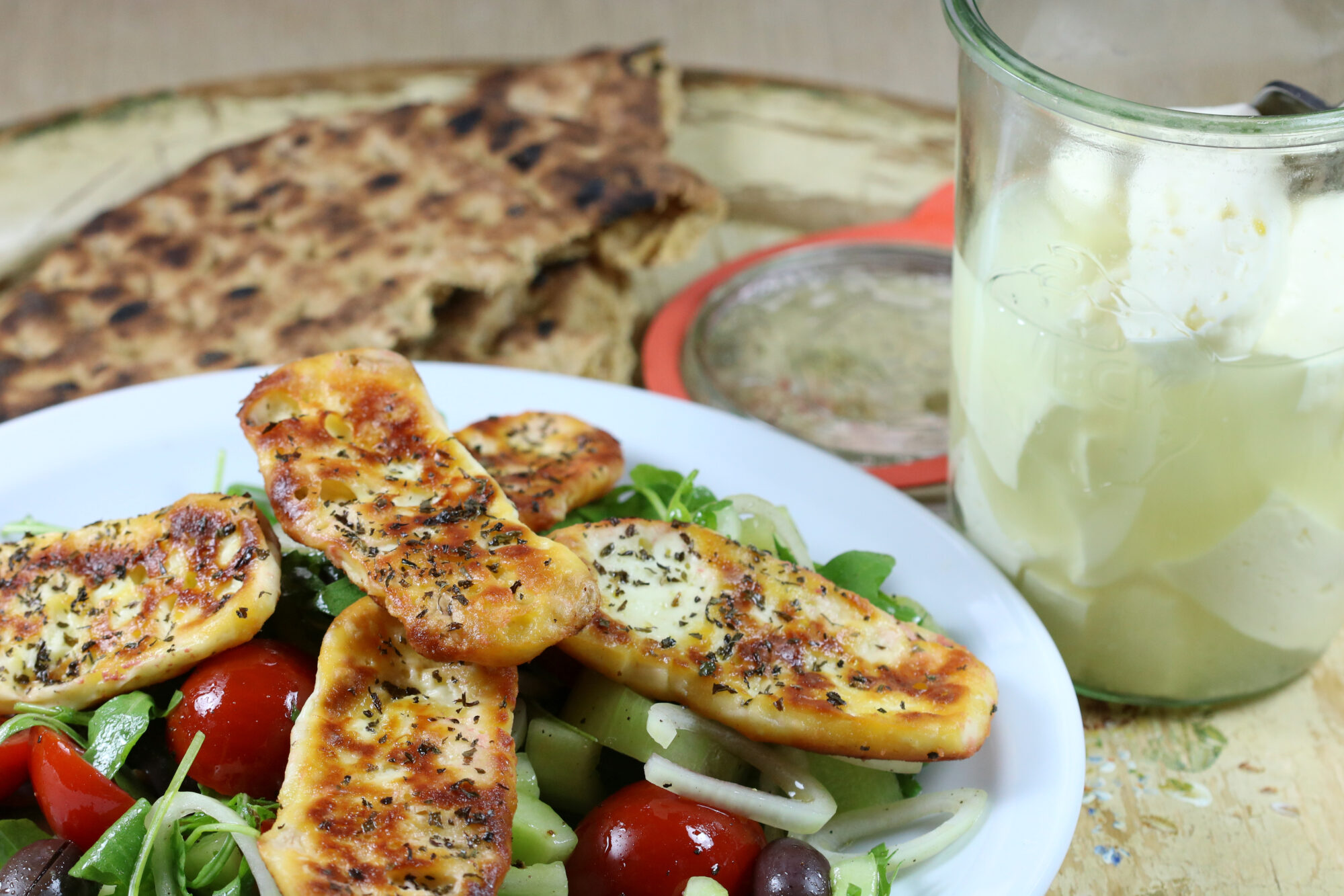 Hjemmelavet halloumi fra bunden